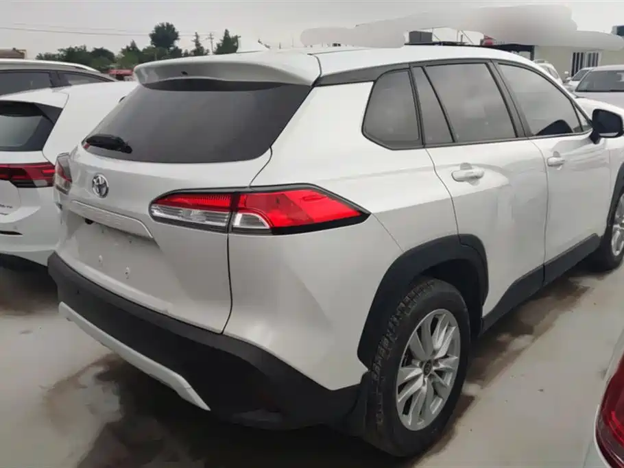 Toyota Corolla Cross 2022 2.0L Elite Edition фото 3