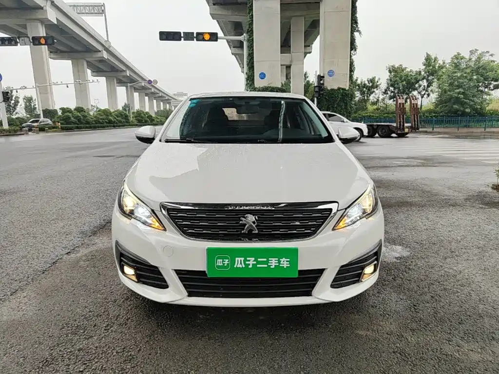Peugeot 308 2018 2018 1.6L Auto Luxury Edition
