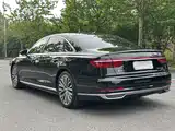 Фото 4 - Audi A8