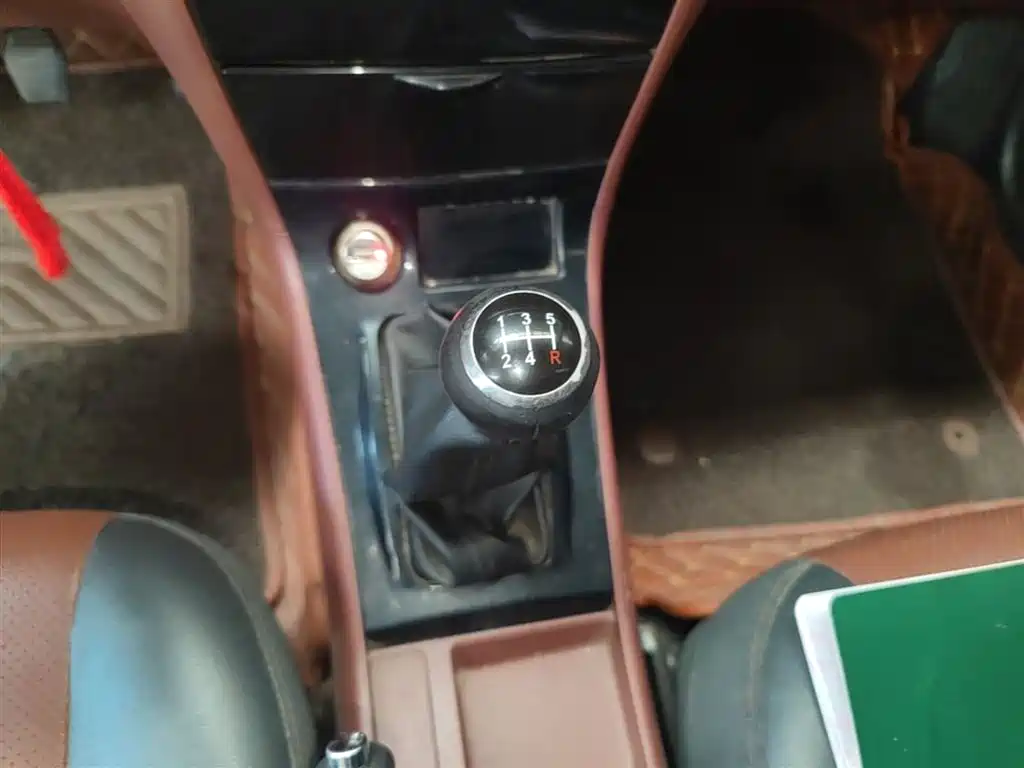 BYD F3 2012 Energy-saving Edition 1.5L Manual Comfort фото 10