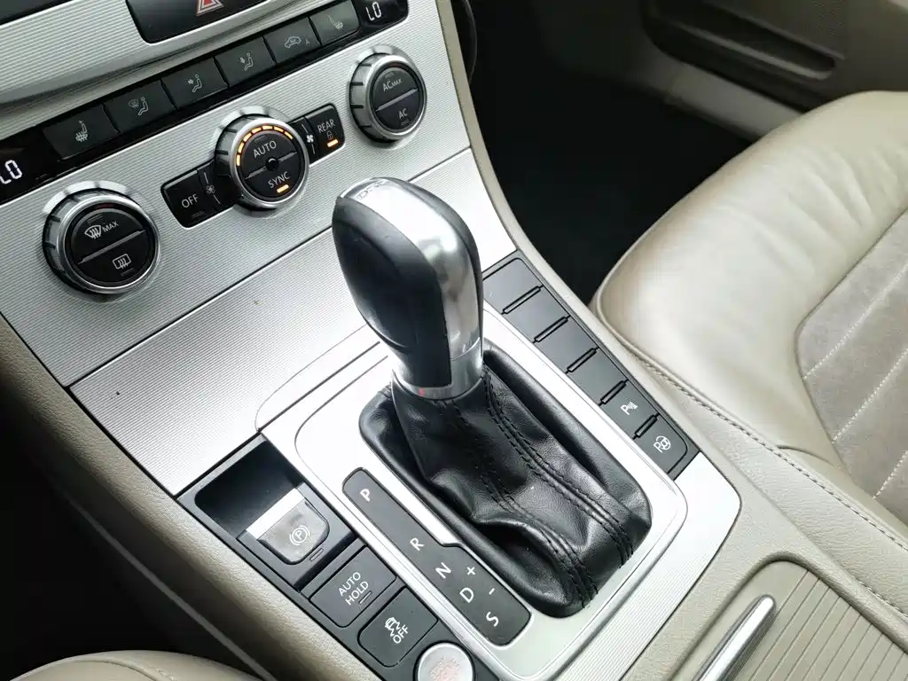 Volkswagen Magotan 2012 2012 2.0TSI Ultimate