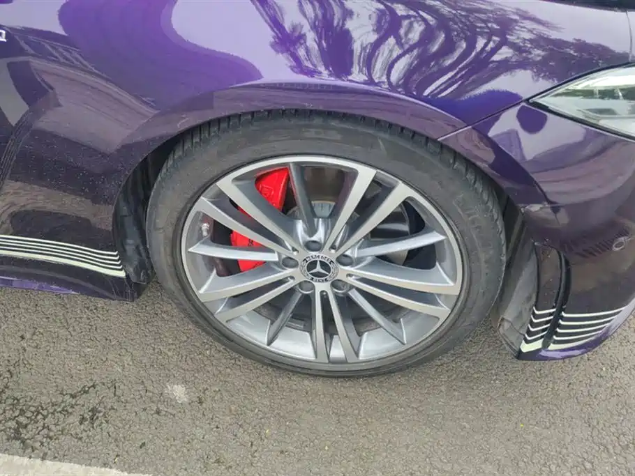 MERCEDES-BENZ CLS