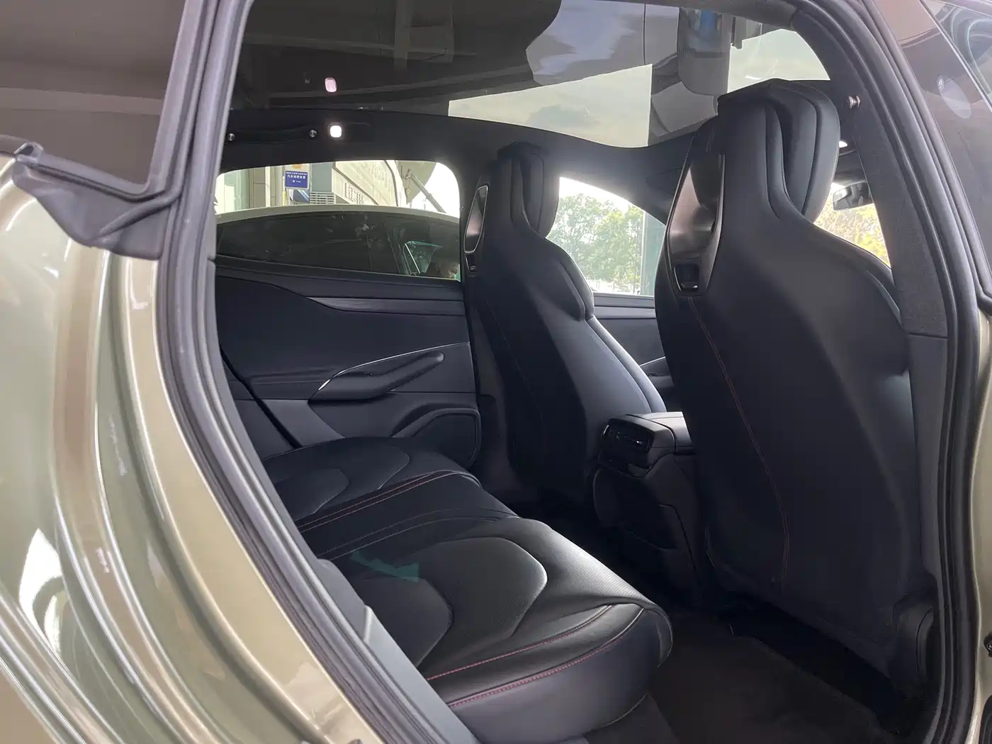 XIAOMI CAR XIAOMI SU7