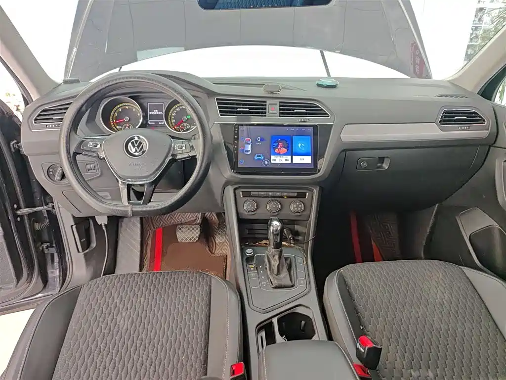 Volkswagen Tiguan L 2021 330TSI Automatic 2WD Comfort фото 6