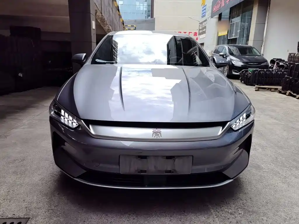Фото 3 - BYD Qin PLUS