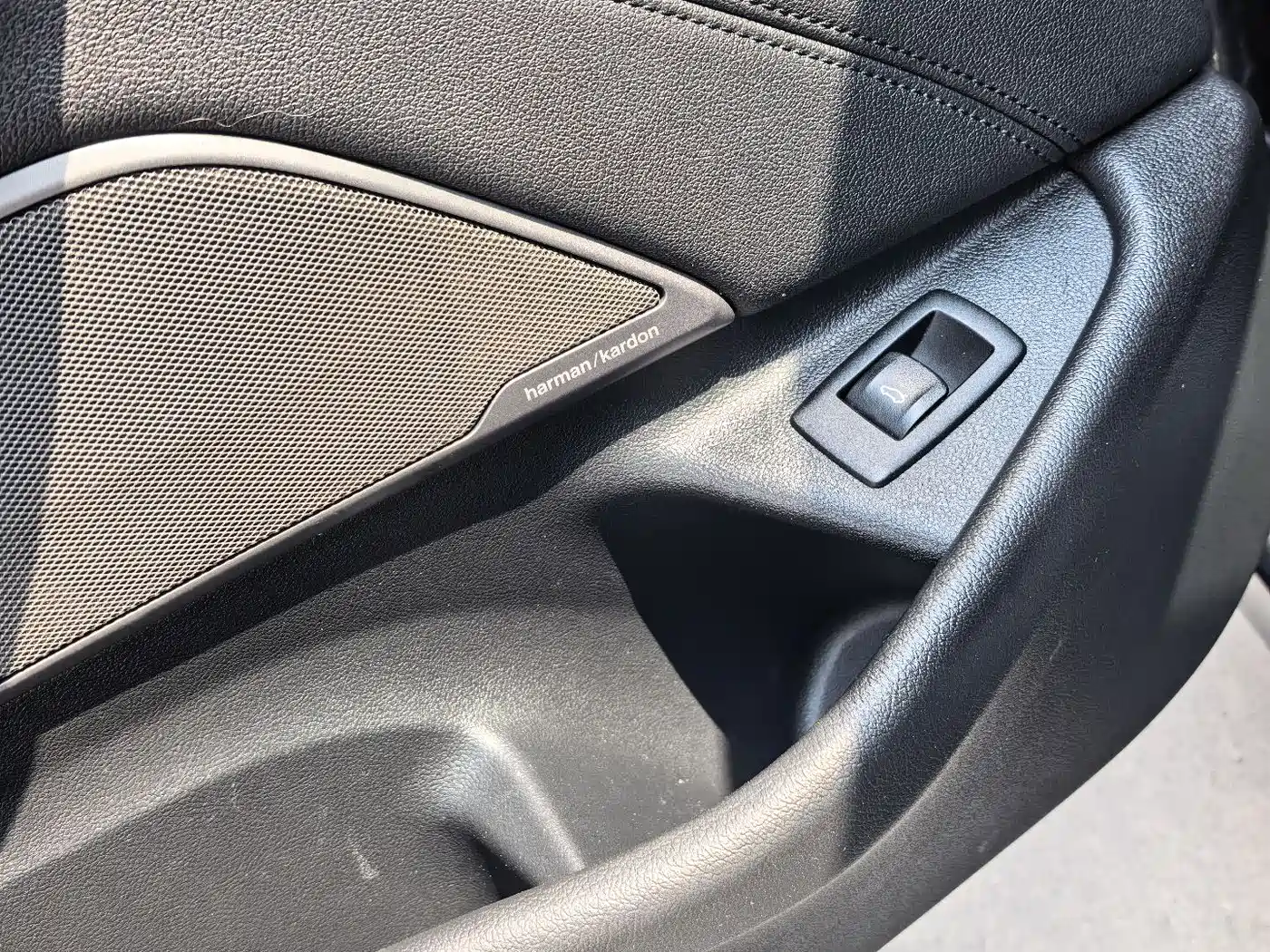 BMW 5 Series 2019 525Li Luxury Package фото 10