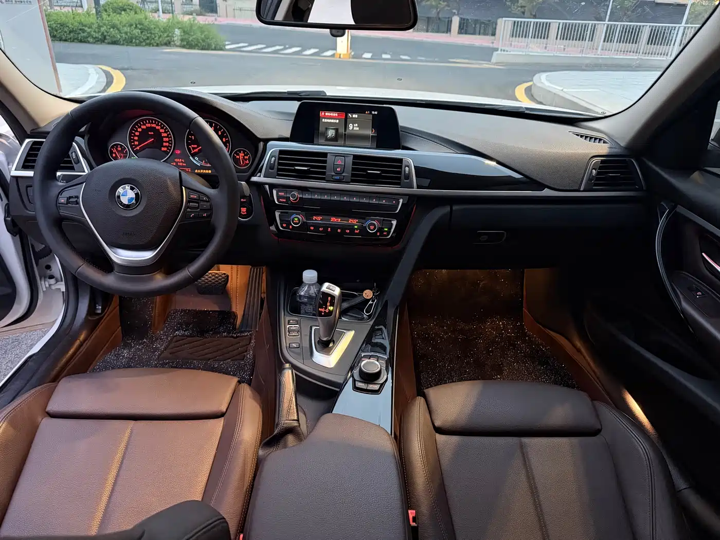 BMW 3 Series 2018 320Li Fashion Style фото 6