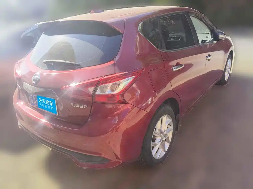 Nissan Tiida, миниатюра 2