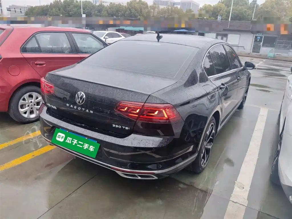 Volkswagen Magotan 2023 Model 2 Million Commemorative Edition 330TSI DSG Luxury фото 7