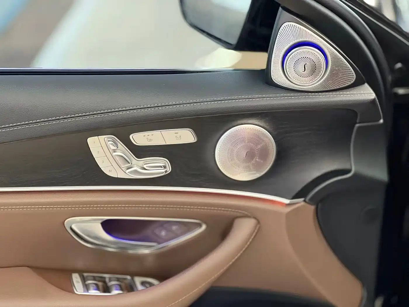Mercedes-Benz E-Class 2018 Facelift E 300 L Sport Fashion фото 10