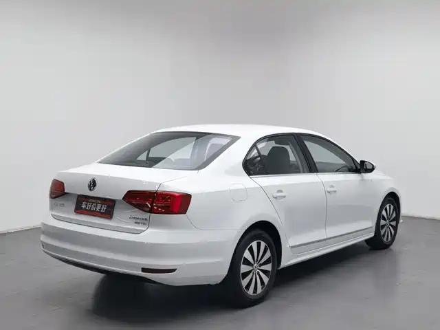Volkswagen Sagitar 2017 180TSI Auto Exclusive Edition — фото 2