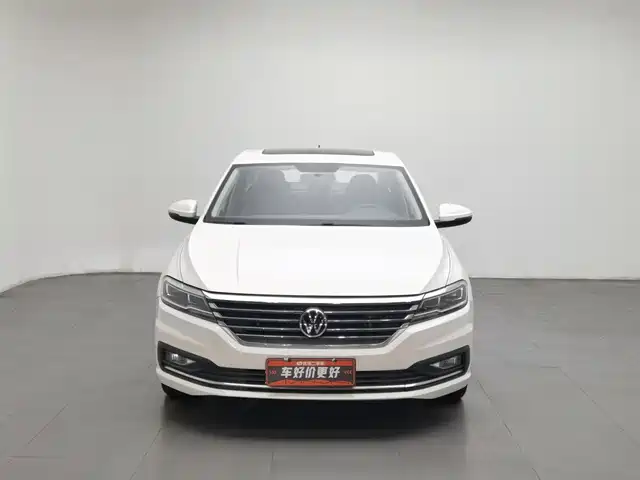 Volkswagen Lavida 2021 1.5L Auto Comfort Edition — фото 3