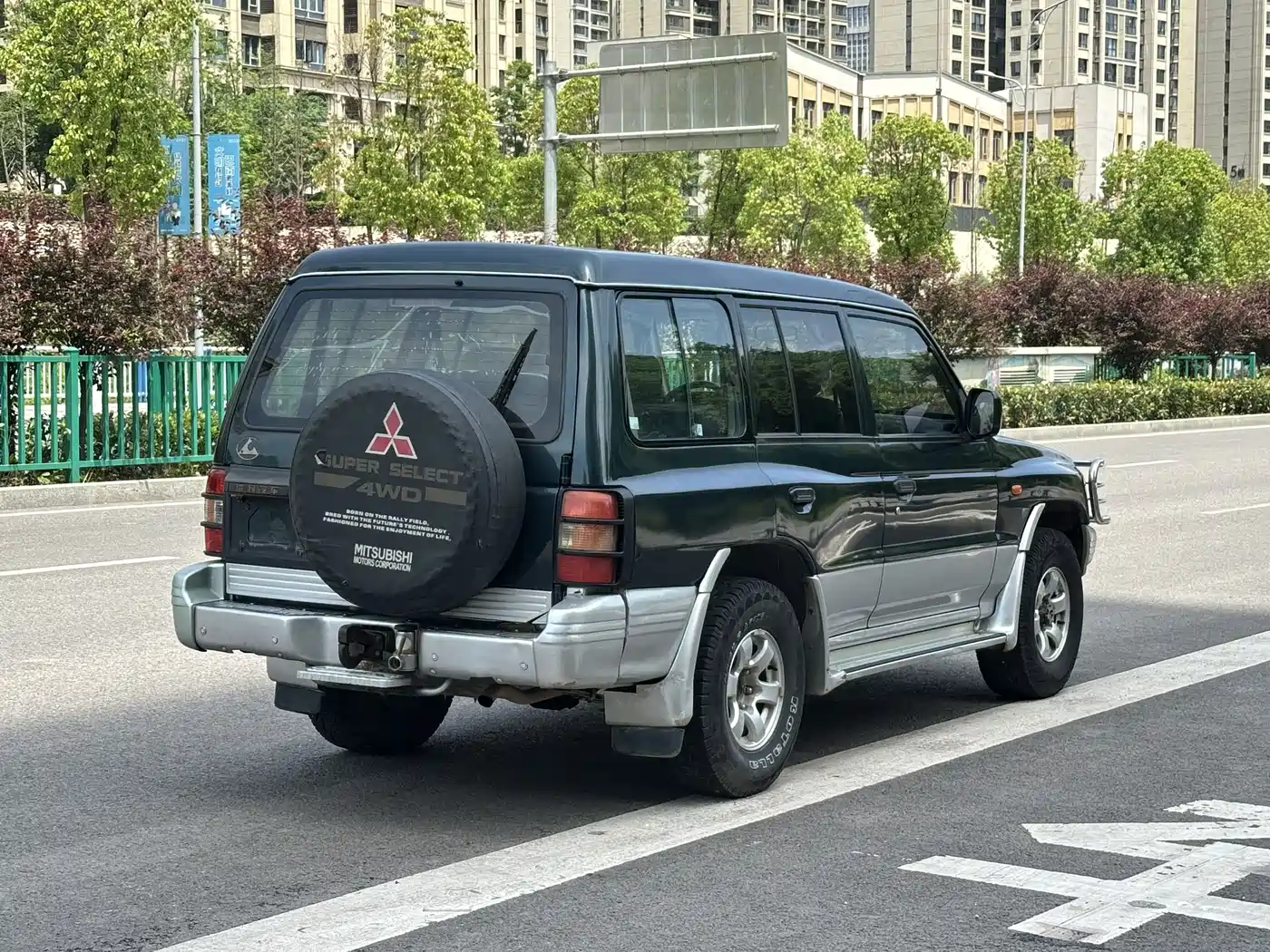 Leopaard Black King Kong 2013 2.2L Manual 2WD Standard Type фото 5