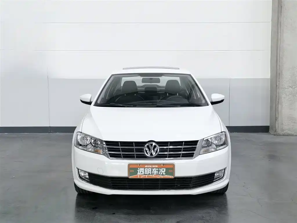 Volkswagen Lavida 2013 Facelift Classic 1.6L Automatic Comfort фото 3
