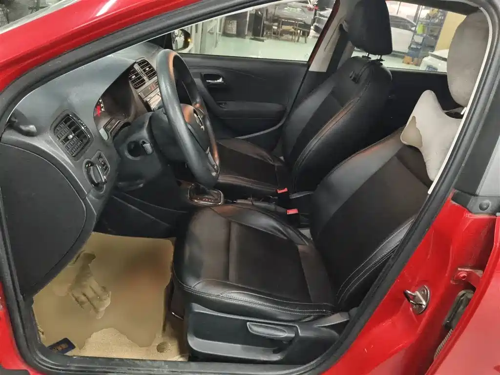 Volkswagen Polo 2018 1.5L Auto Safe Drive фото 7