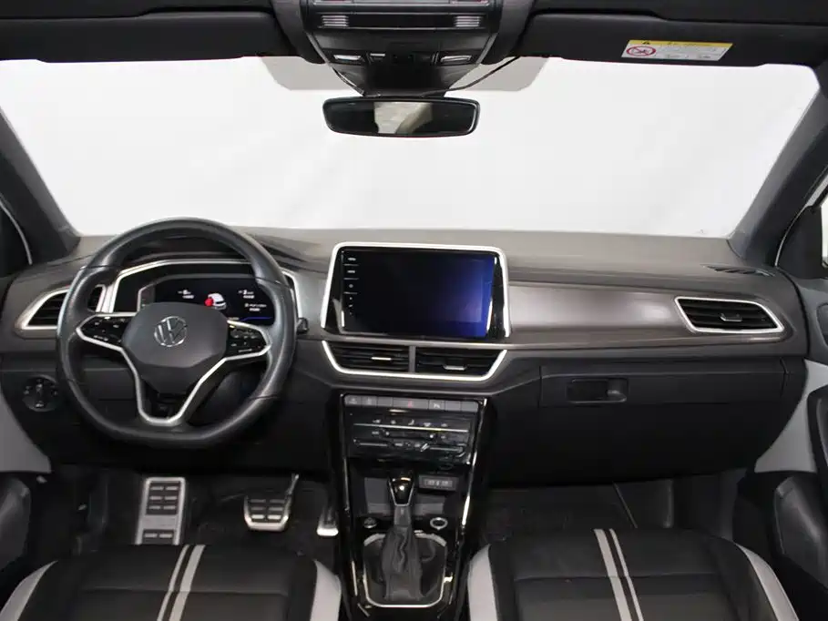 VOLKSWAGEN T-ROC EXPLORING SONGS