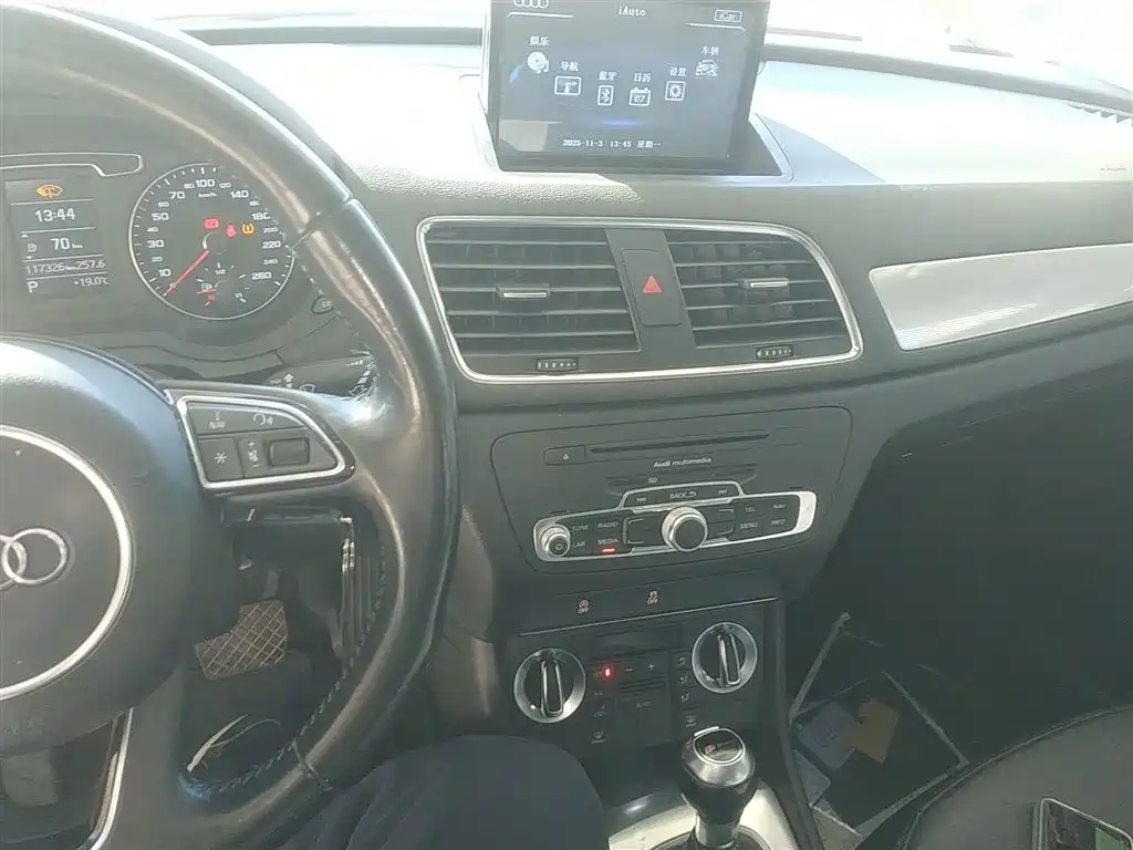 Audi Q3 2015 30 TFSI Comfort фото 5