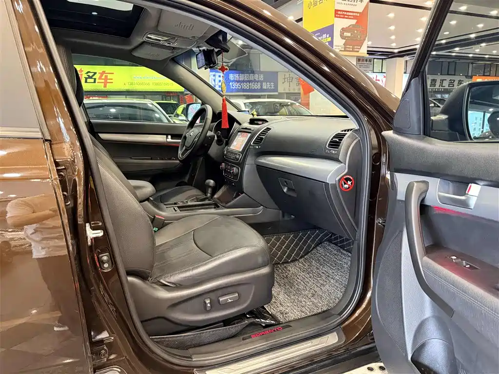 Kia Sorento 2014 2013 2.4L 7-seater Gasoline Premium Version China IV
