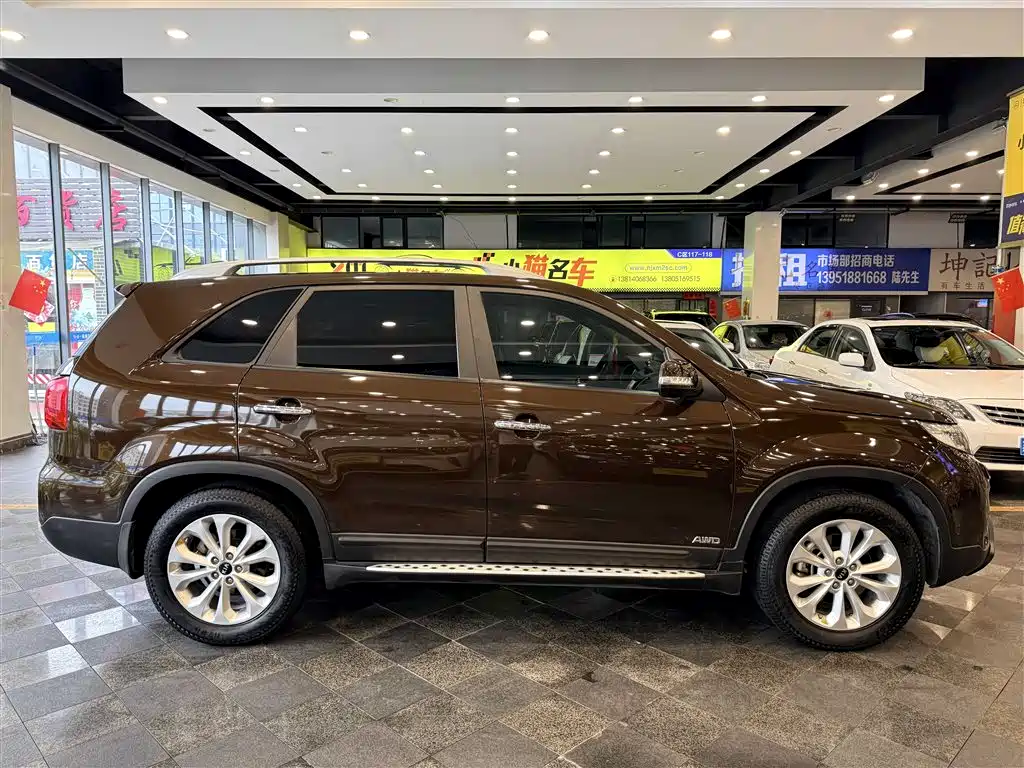 Kia Sorento 2014 2013 2.4L 7-seater Gasoline Premium Version China IV