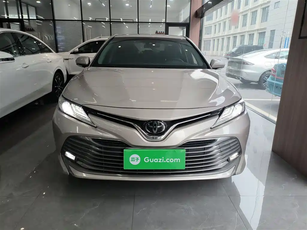 Toyota Camry 2019 2.0G Luxury Edition China VI фото 3