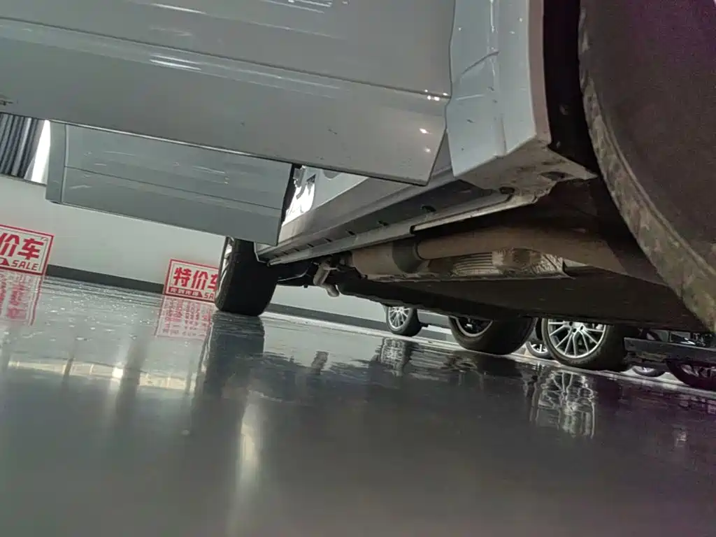Фото 21 - Li Auto Li ONE
