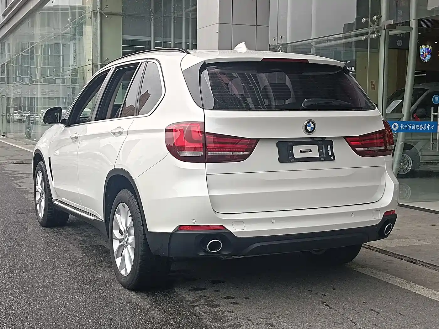 BMW X5 (Import) 2014 xDrive35i Leading фото 6