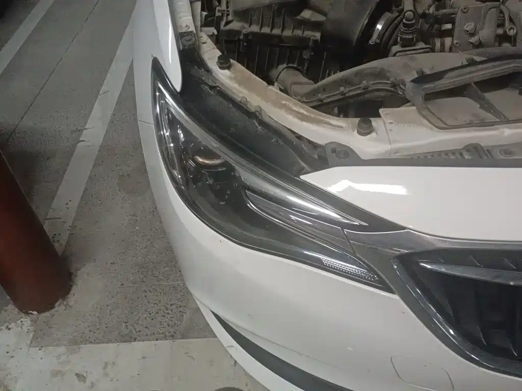 Photo 7 - Buick Excelle
