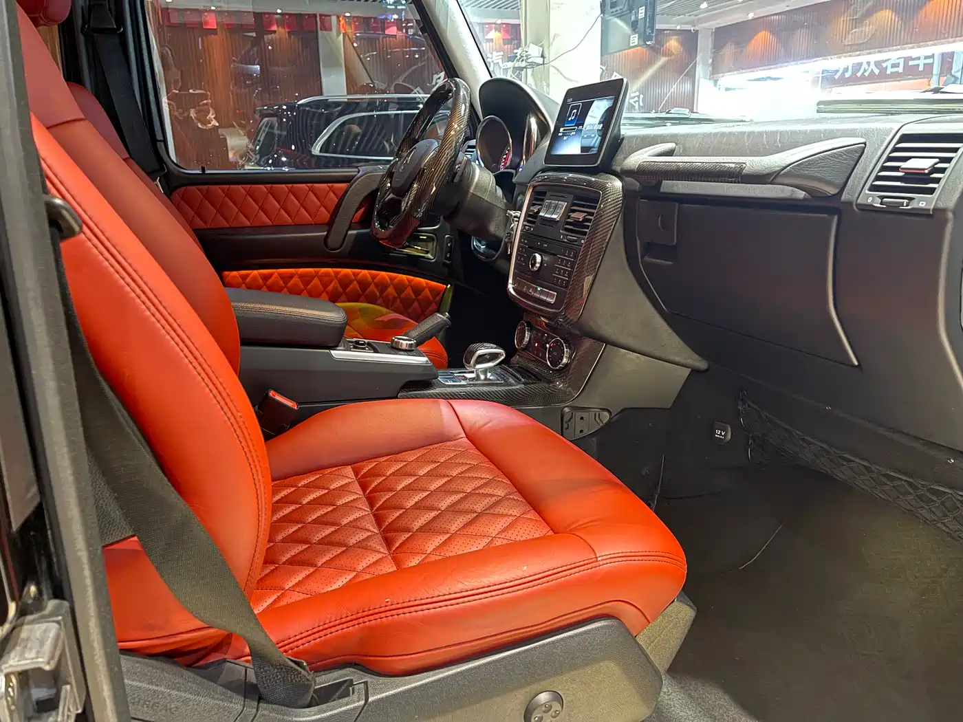 Mercedes-Benz G-Class 2018 G 500 designo Masterpiece Collector's Edition фото 5