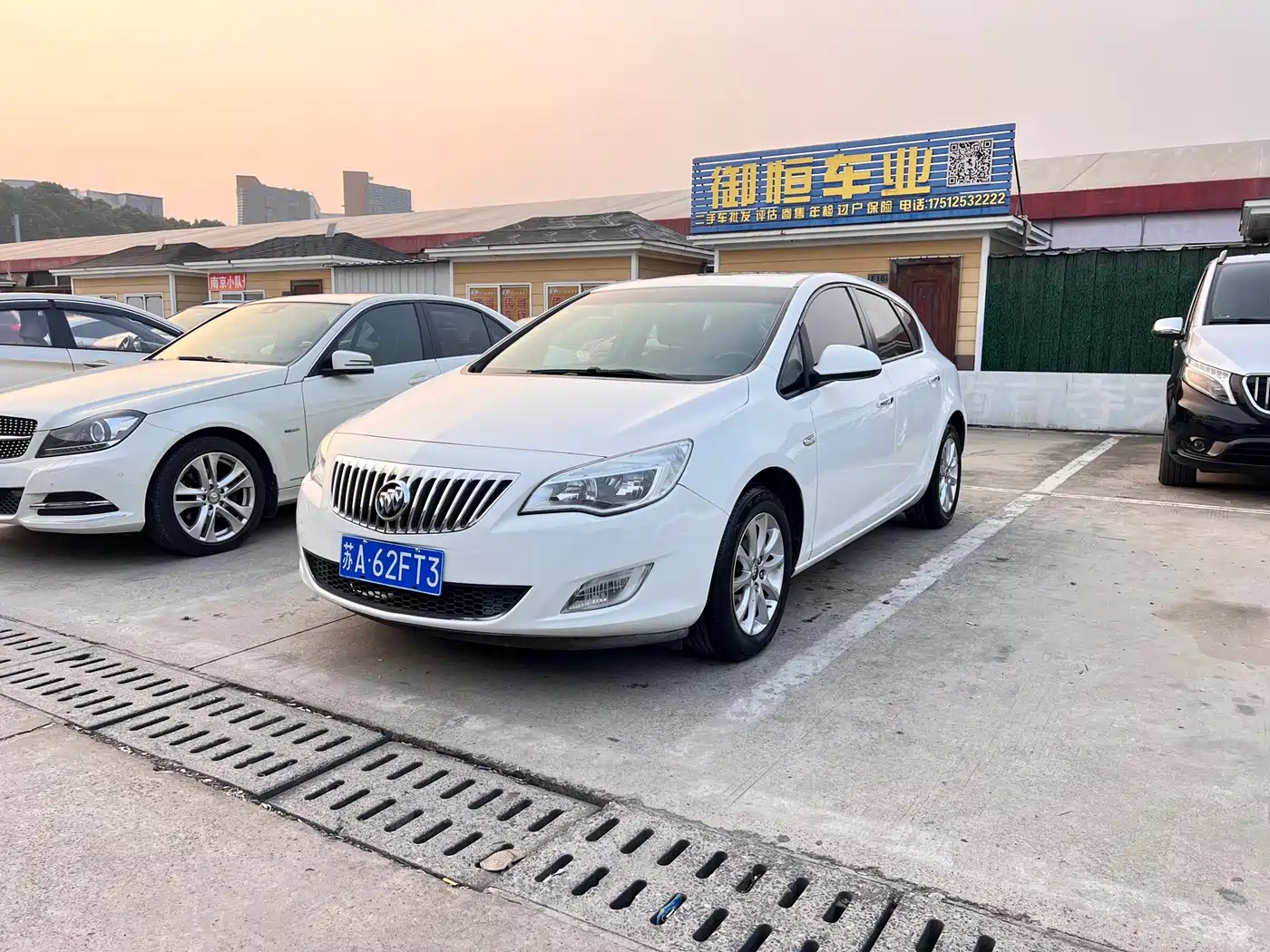 Buick Excelle 2014 XT 1.6L Automatic Fashion фото 3
