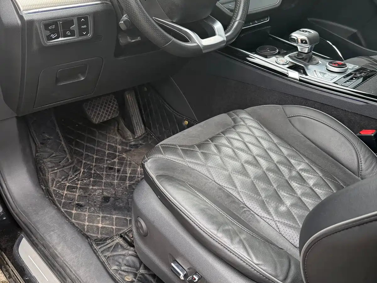Hongqi HS5 2019 2.0T Smart Connect Enjoy Edition фото 4