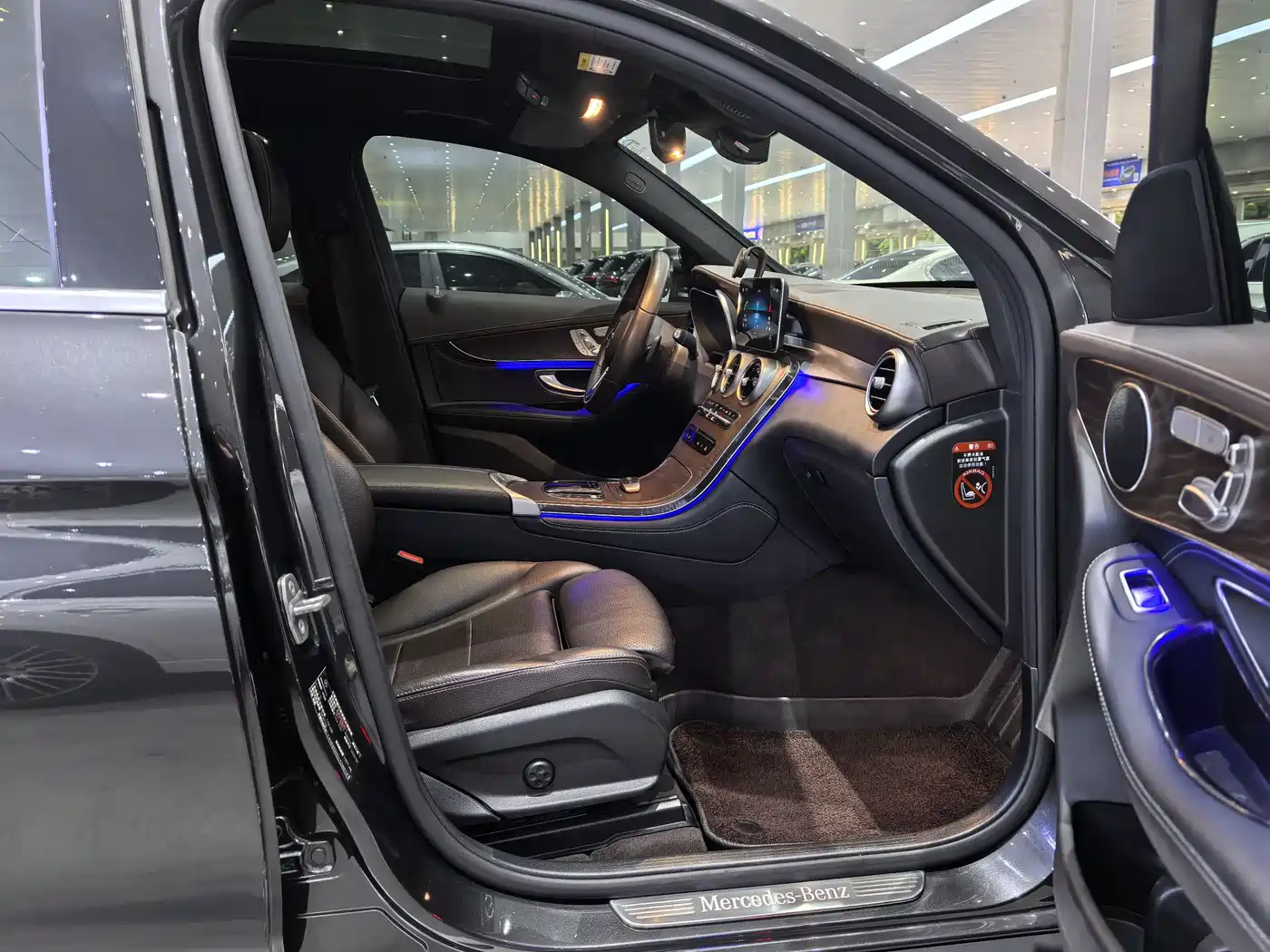 Mercedes-Benz GLC 2020 Facelift GLC 300 L 4MATIC Dynamic фото 6