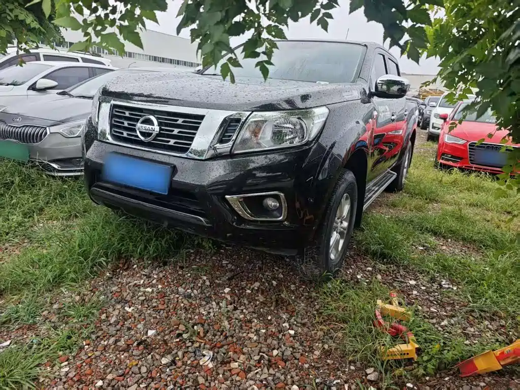 Nissan Navara 2018 2017 Model 2.5L Automatic 2WD Luxury QR25