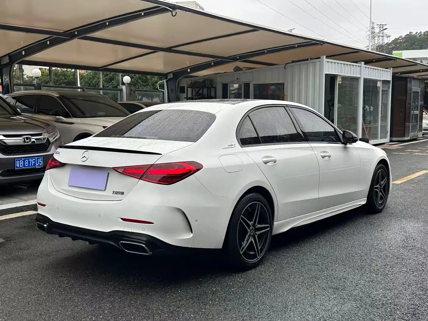 Mercedes-Benz C-Class 2023 Facelift C 260 L Night Sport Edition фото 7