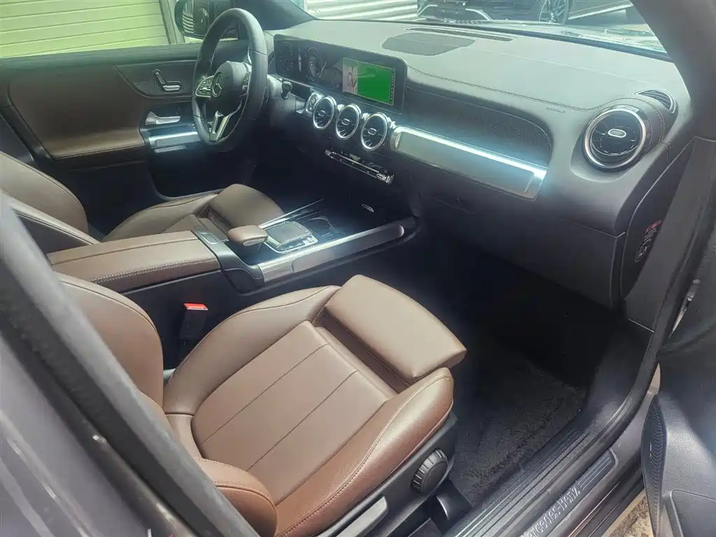 Mercedes-Benz GLB 2020 GLB 200 Dynamic фото 7