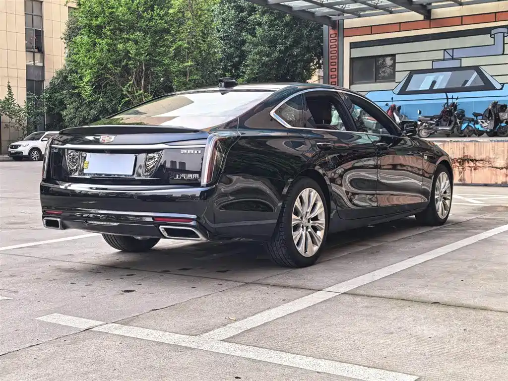 Cadillac CT6 2023 28T Platinum Model фото 18