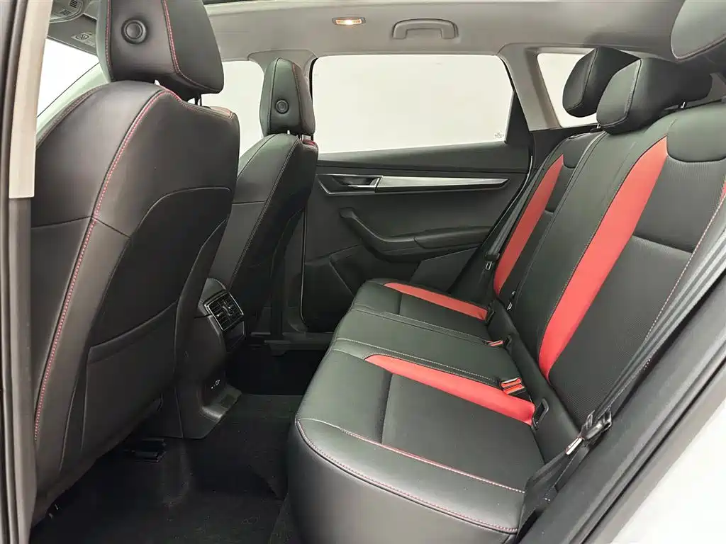 Škoda Karoq 2023 TSI280 Smart Edition фото 13