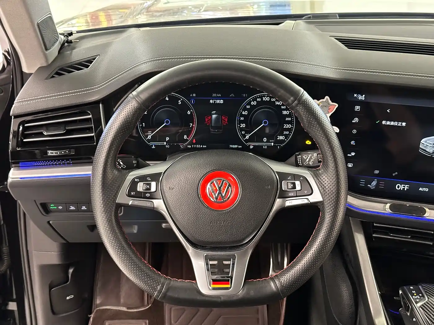 Volkswagen Touareg 2019 2.0TSI Sharp Wing Edition China VI фото 17