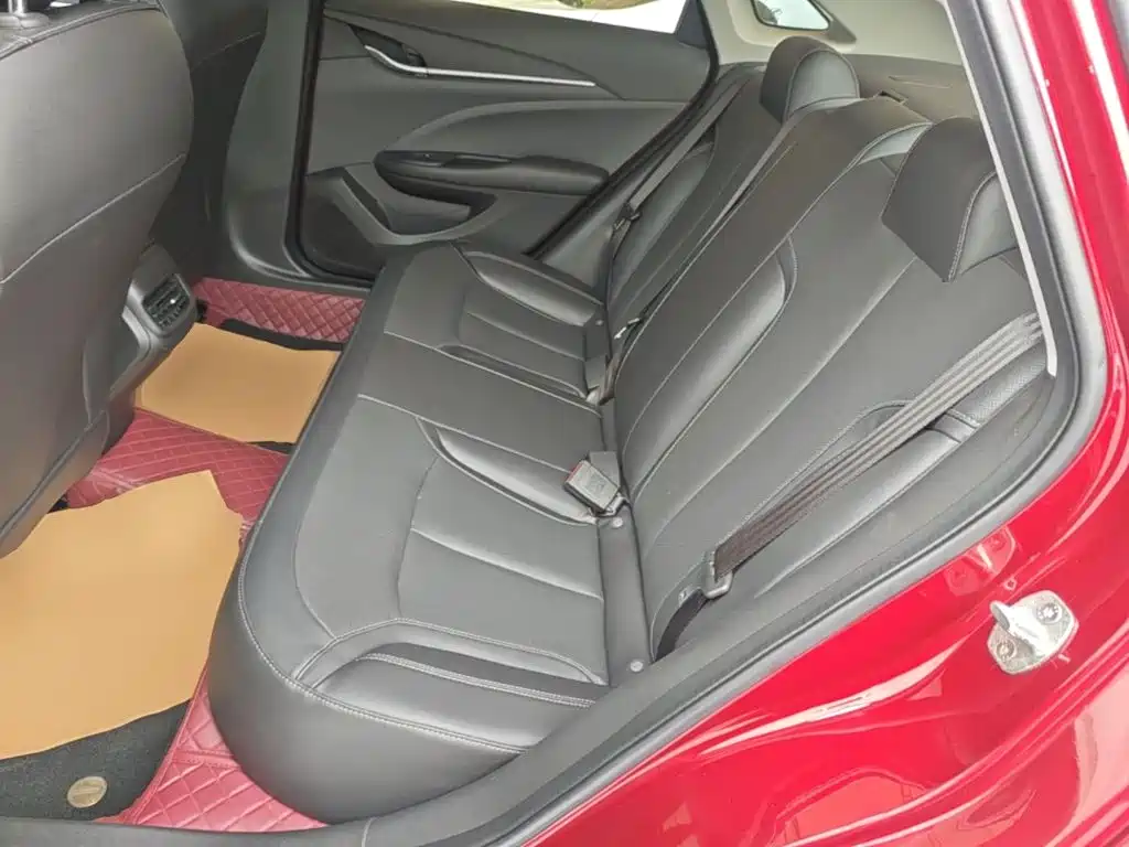 Фото 17 - Buick Excelle