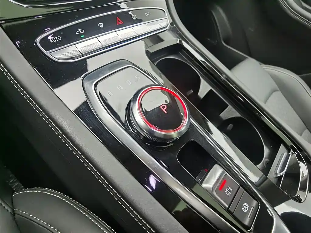 SKYWORTH AUTO SKYWORTH EV6