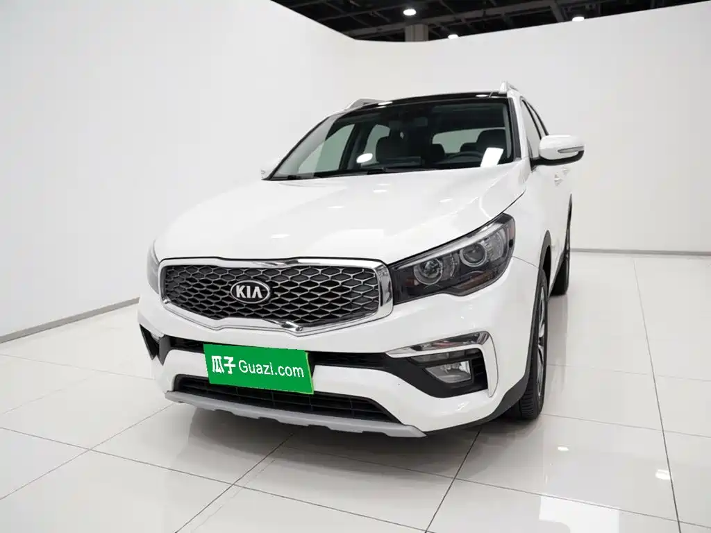 Photo 24 - Kia KX7