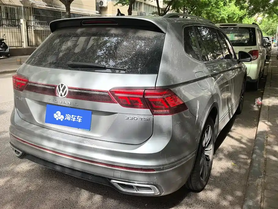Volkswagen Tiguan L 2022 330TSI Auto 2WD R-Line Premium Edition фото 3