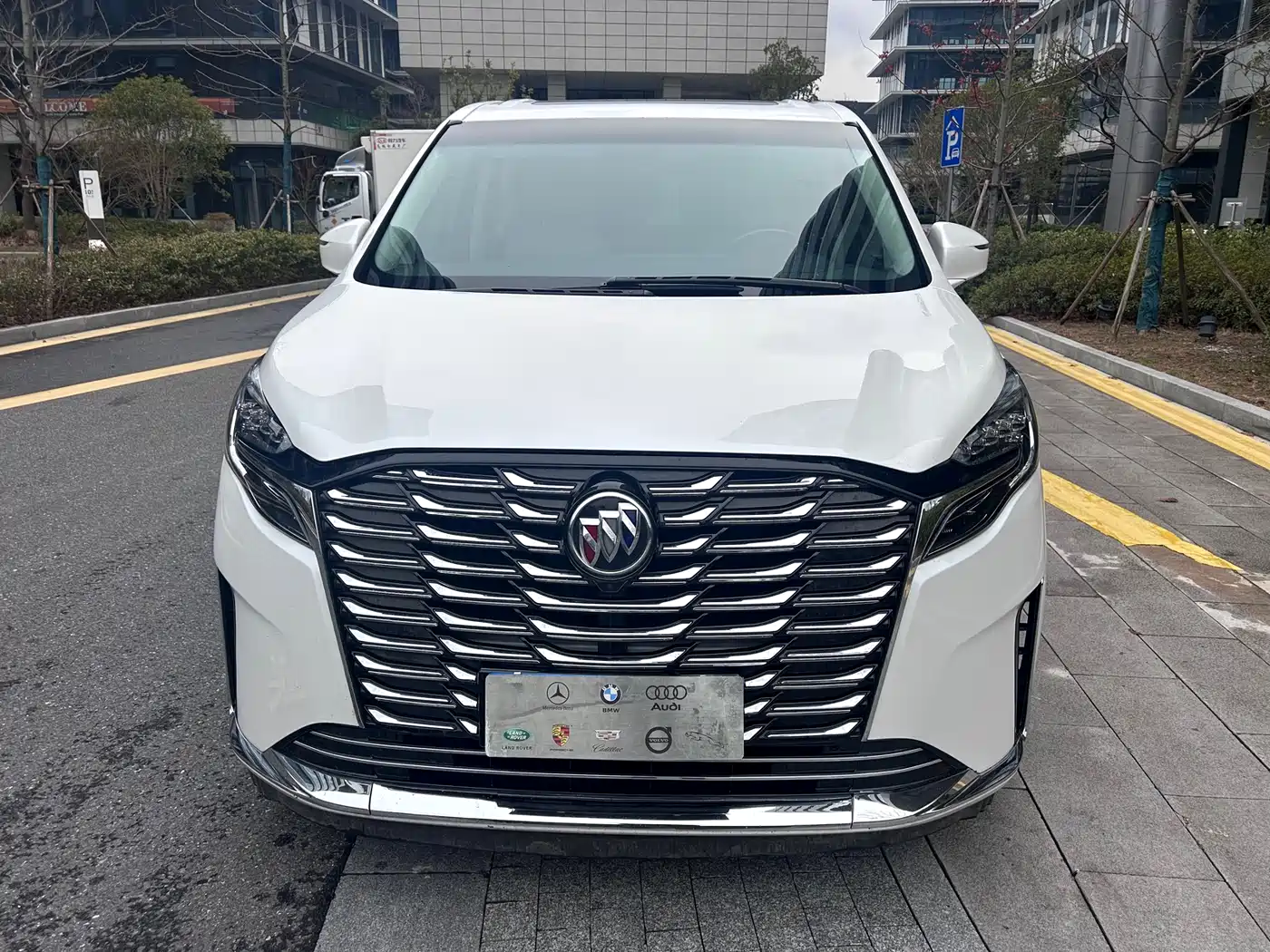 BUICK GL8