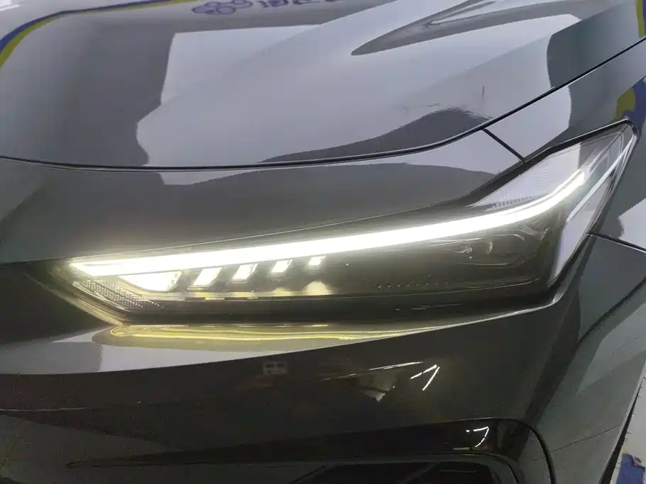 Changan UNI-V 2025 2025 2.0T Sport Version