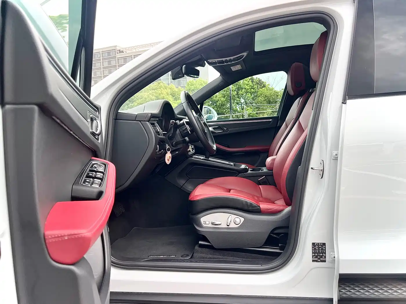Porsche Macan 2022 Macan 2.0T фото 6
