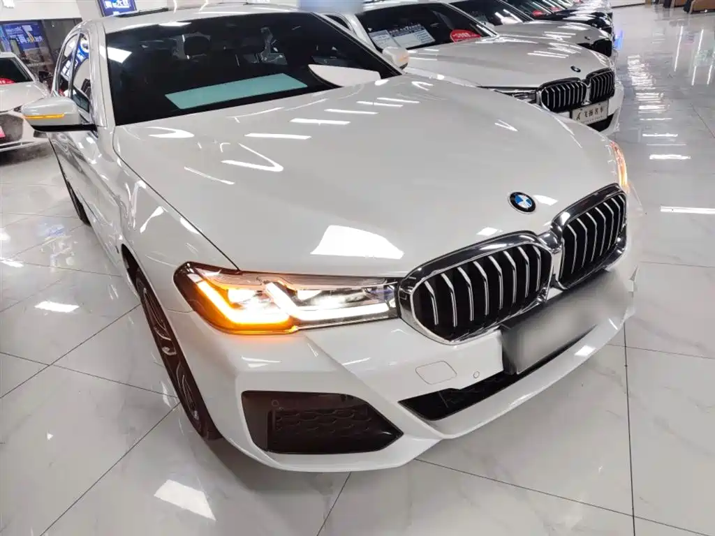 BMW 5 Series 2022 Model Second Facelift 525Li M Sport Package фото 4