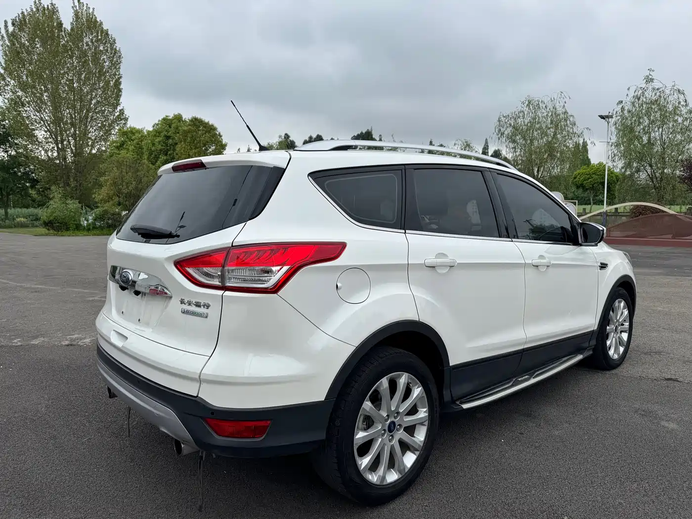 Ford Kuga 2016 2015 1.5L GTDi 2WD Trend