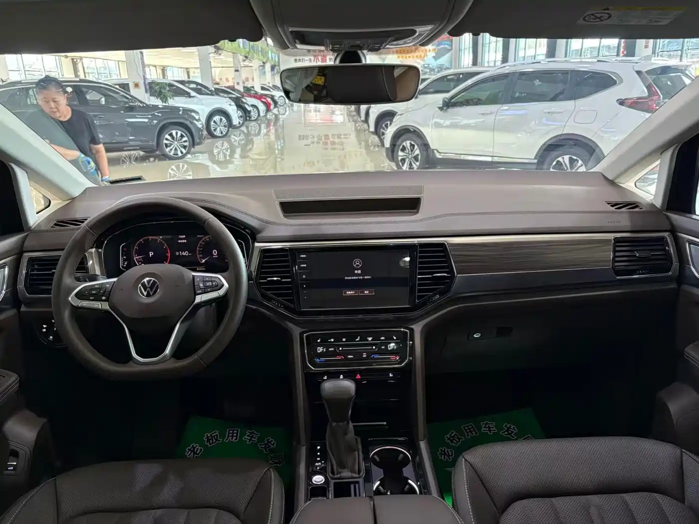 Volkswagen Viloran 2021 2020 330TSI Luxury Edition
