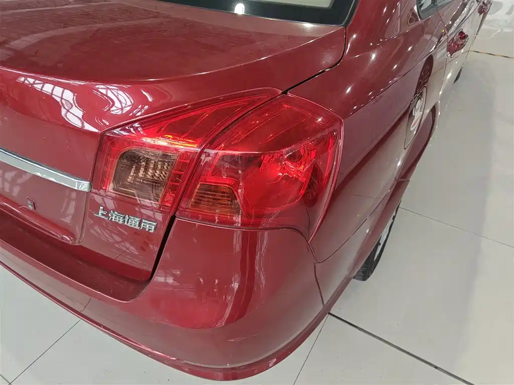 Buick Excelle 2013 1.5L Automatic Classic фото 8