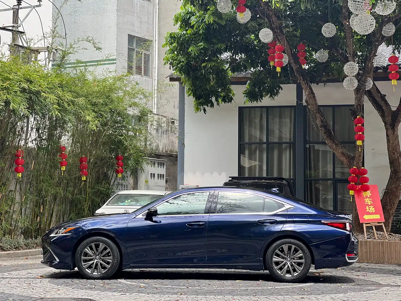 Lexus ES 2020 Model 260 Excellence Edition фото 4