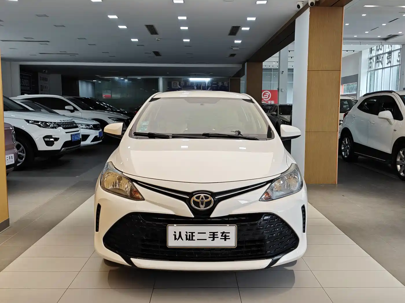 Toyota Vios FS 2017 1.5L CVT Fengchi Edition фото 4